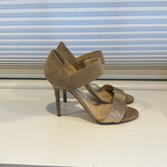 JIMMY CHOO suede/ fine glitter heels Nude color/ subtle gold glitter - Picture 2 of 6